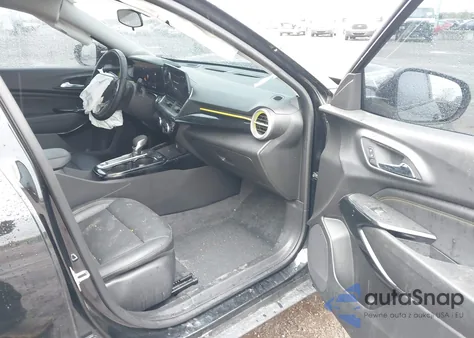 2024 Chevrolet Trax Fwd Activ z USA, uszkodzony, nr VIN KL77LKE2XRC163372